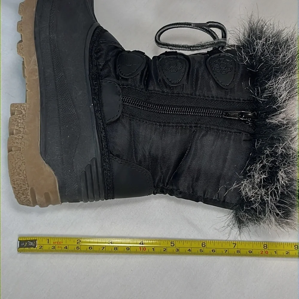 Nova Mountain winter boots, zipper lace up, Kids 12 EUC